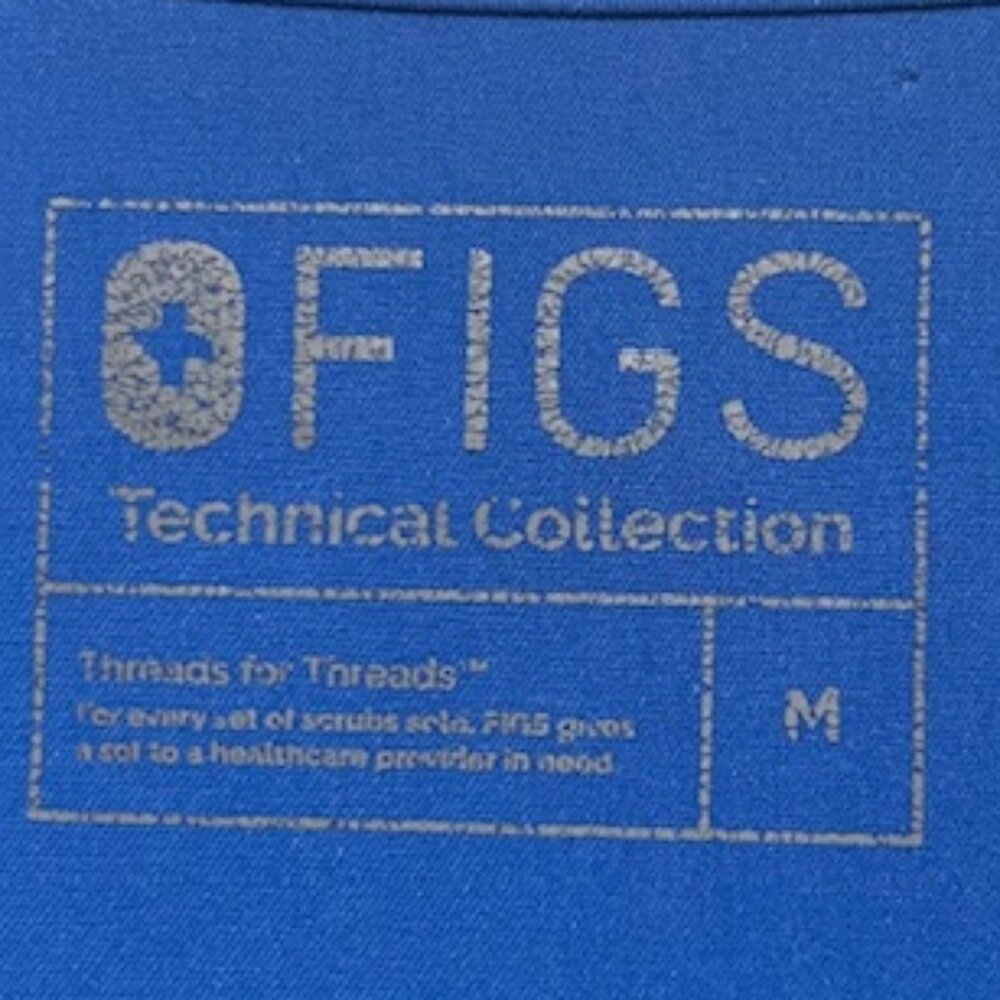 FIgs Women's Medium Casma Medical Scrub Top in Winning Blue - Picture 4 of 6